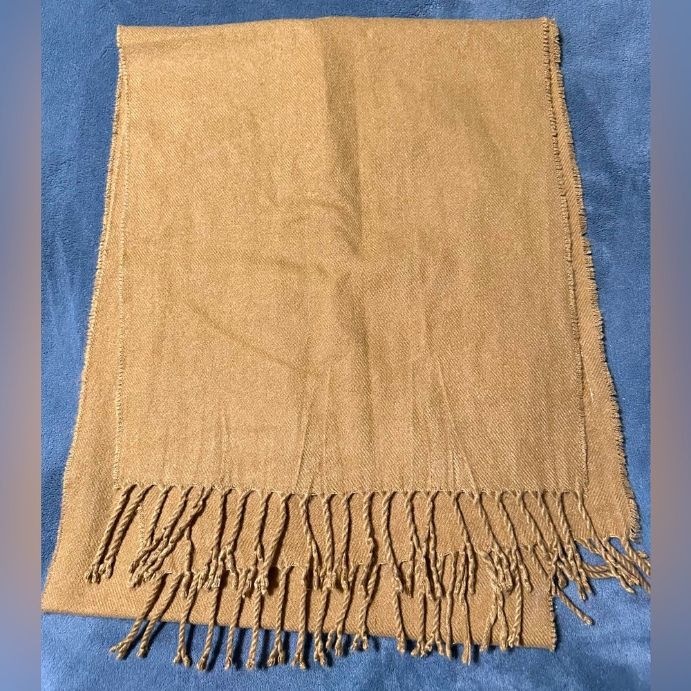 (137)-  🤩 Men’s Brown 71x14 Fringe Dress 🧣 Scarf ✅